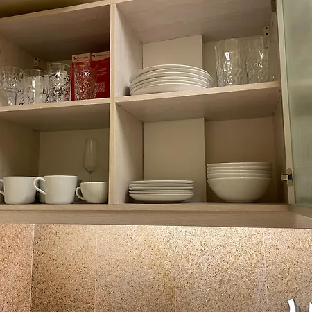75m2 Stylish Comfort Cafe Next Door In Quiet Apartment *