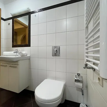 Apartamento 75m2 Stylish Comfort Cafe Next Door In Quiet