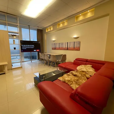 75m2 Stylish Comfort Cafe Next Door In Quiet * Riga